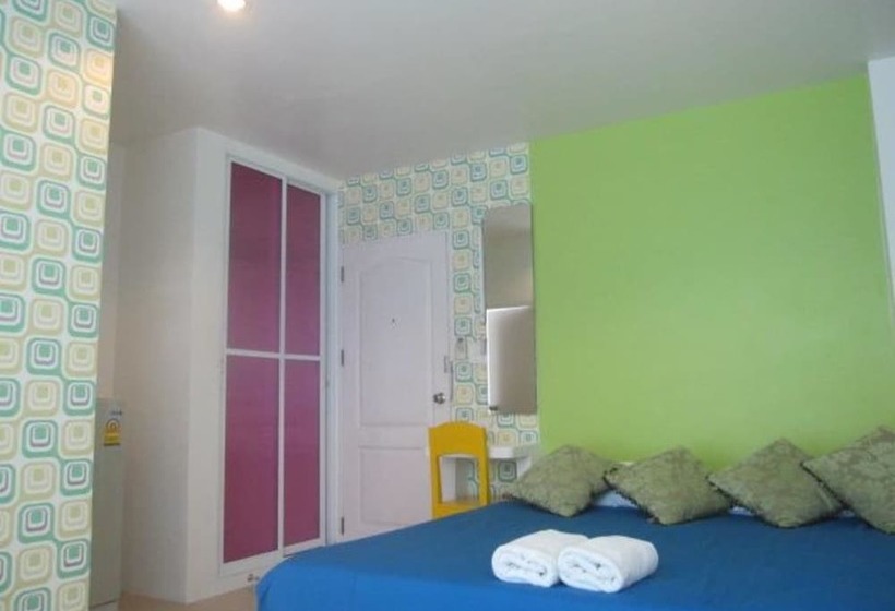 Отель Teeny House