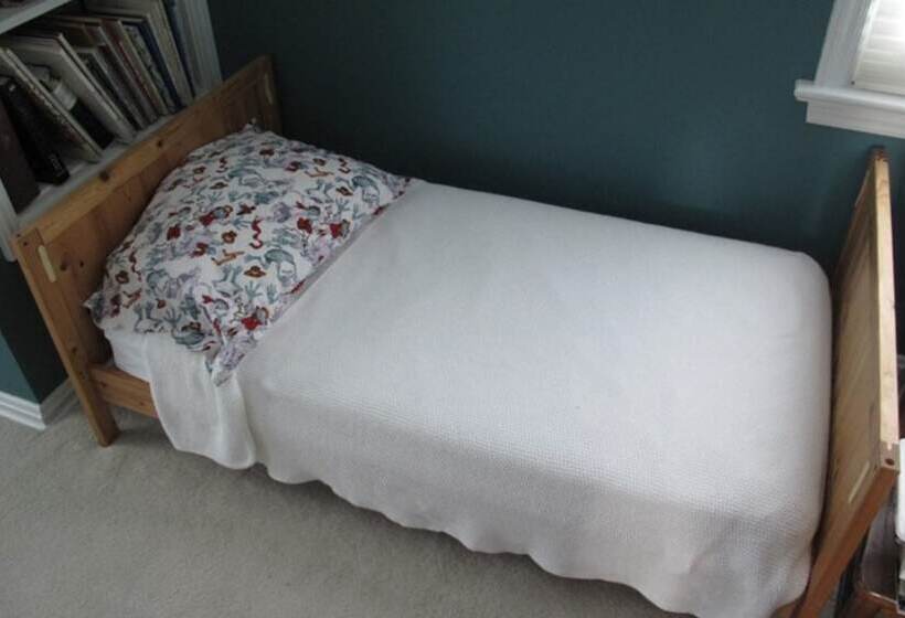 فندق The Birdhouse Bed & Breakfast