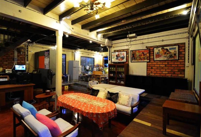 Отель The Old Times Nakhon