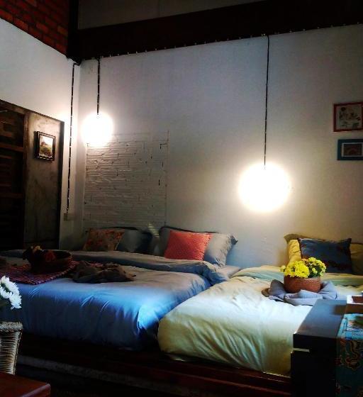 Отель The Old Times Nakhon