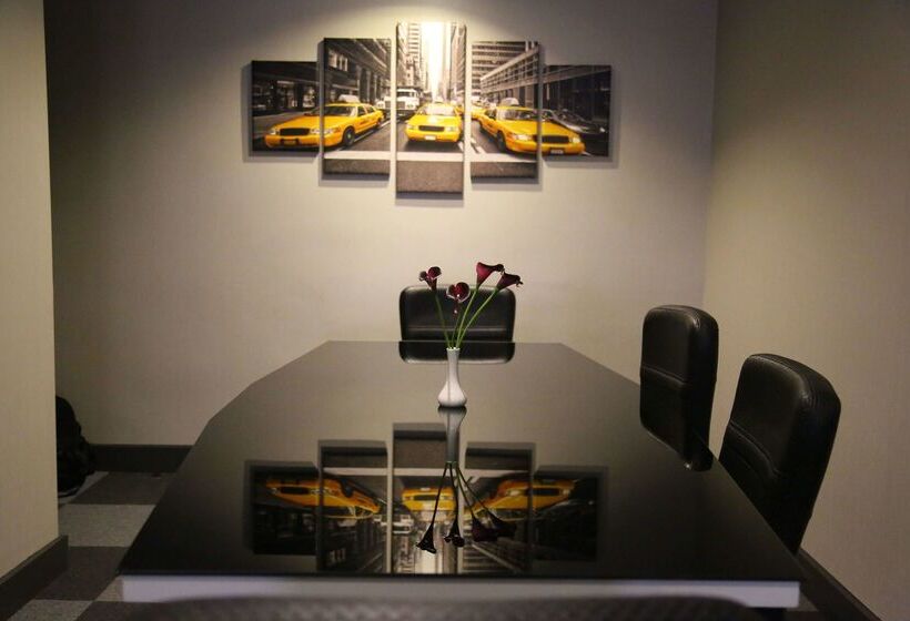 ホテル Tryp By Wyndham Istanbul Sancaktepe