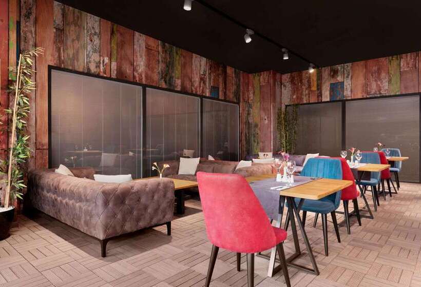 ホテル Tryp By Wyndham Istanbul Sancaktepe