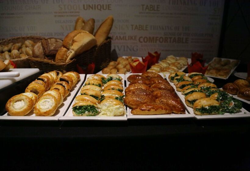 ホテル Tryp By Wyndham Istanbul Sancaktepe