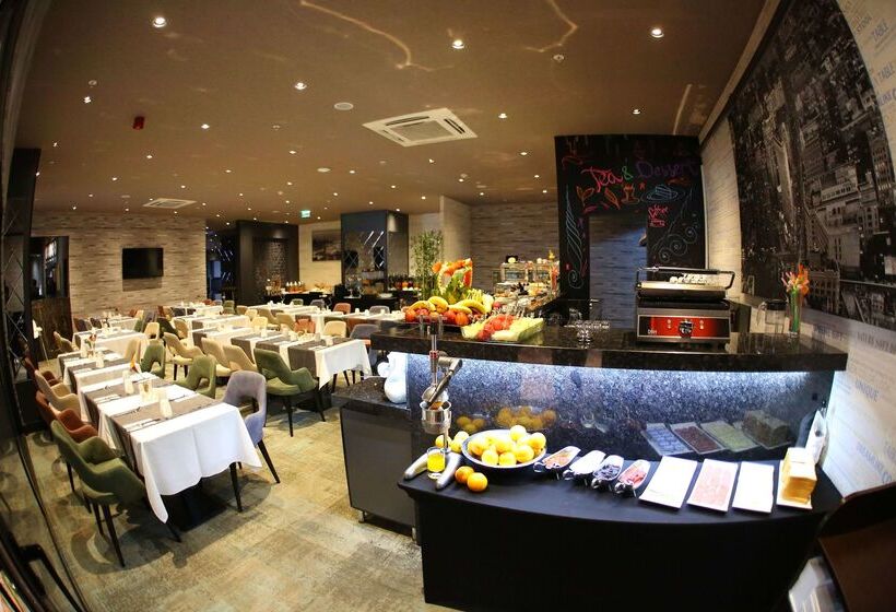 ホテル Tryp By Wyndham Istanbul Sancaktepe