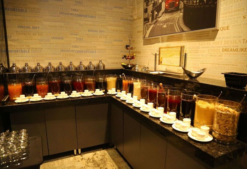 ホテル Tryp By Wyndham Istanbul Sancaktepe