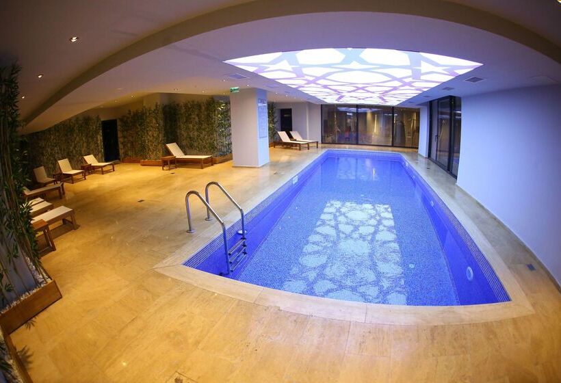 ホテル Tryp By Wyndham Istanbul Sancaktepe