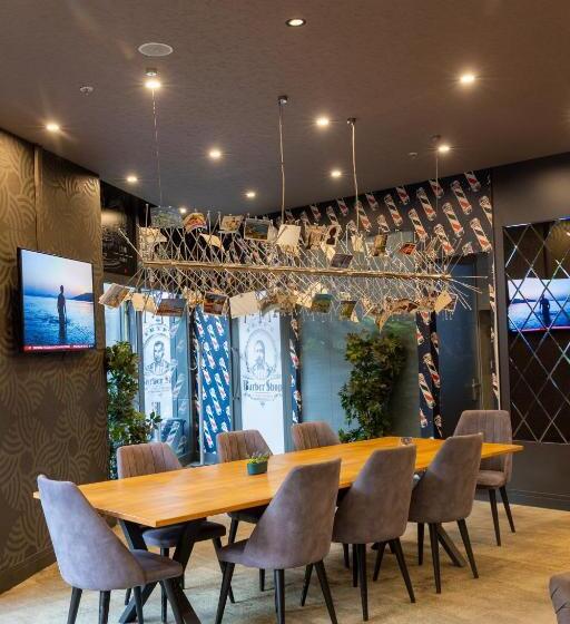 ホテル Tryp By Wyndham Istanbul Sancaktepe