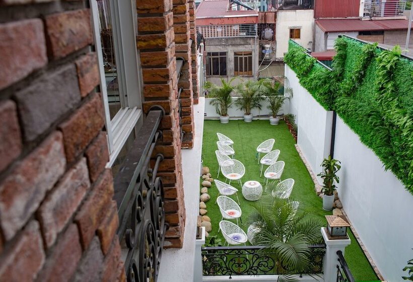 هتل Viola Royal  & Spa