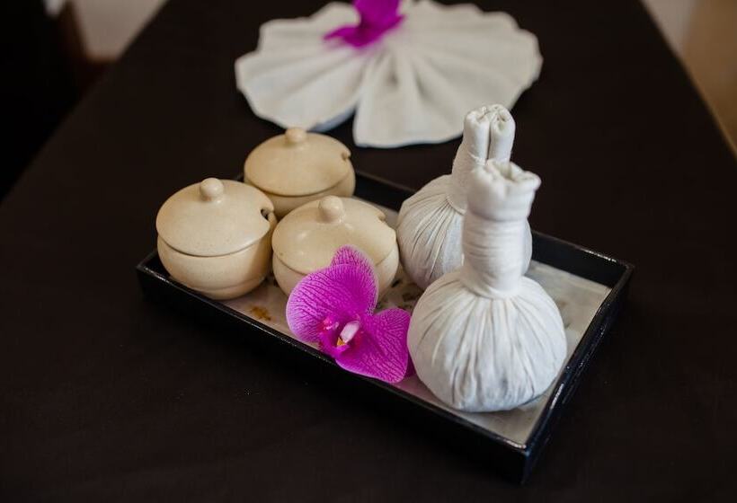 هتل Viola Royal & Spa