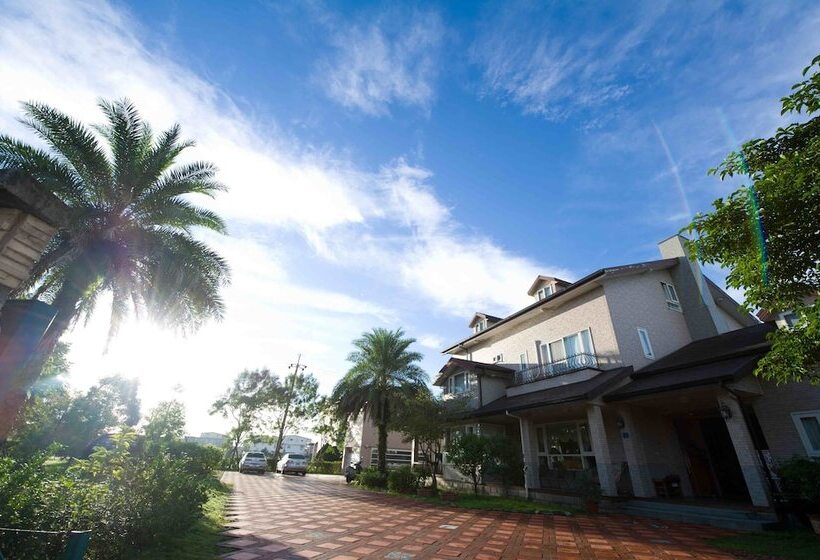 هتل Yosemite Homestay