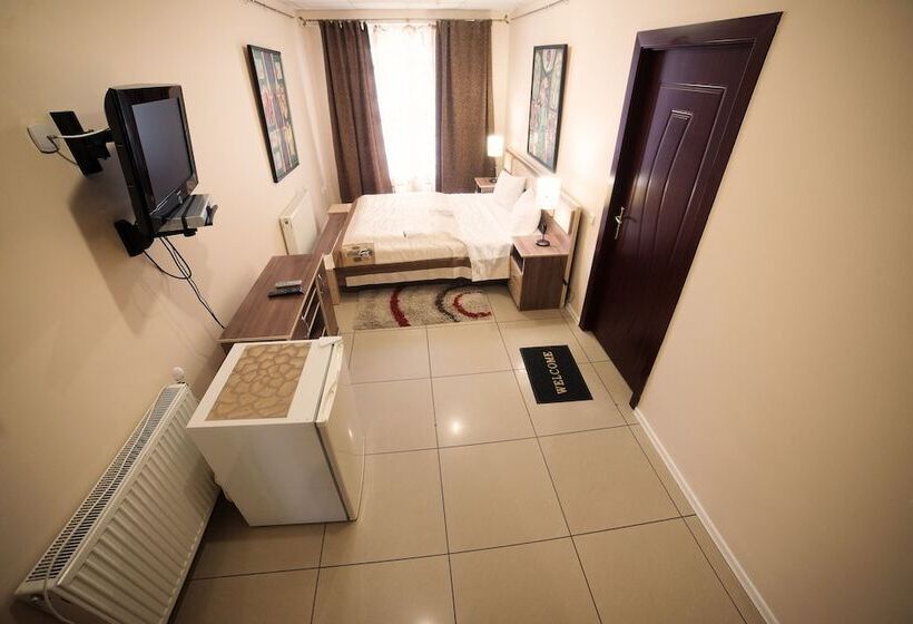 Jam Hotel Truskavets