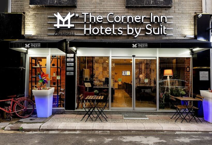 The Corner Inn Hotels By Suit