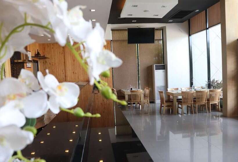 Wisdom Hotel & Residence