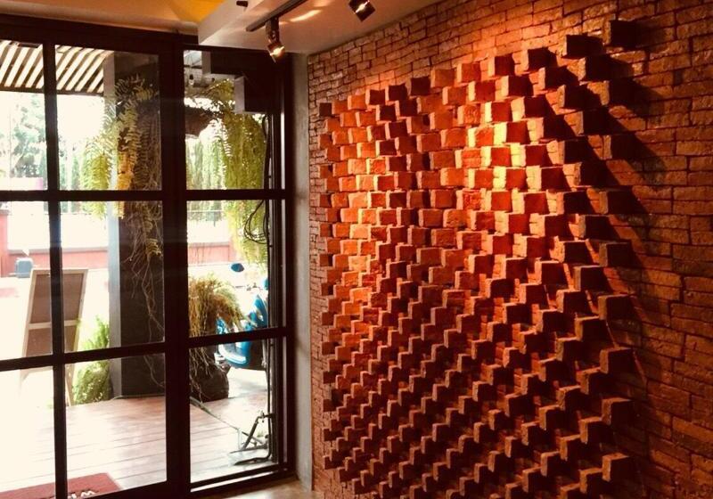 Отель 84 Gallery