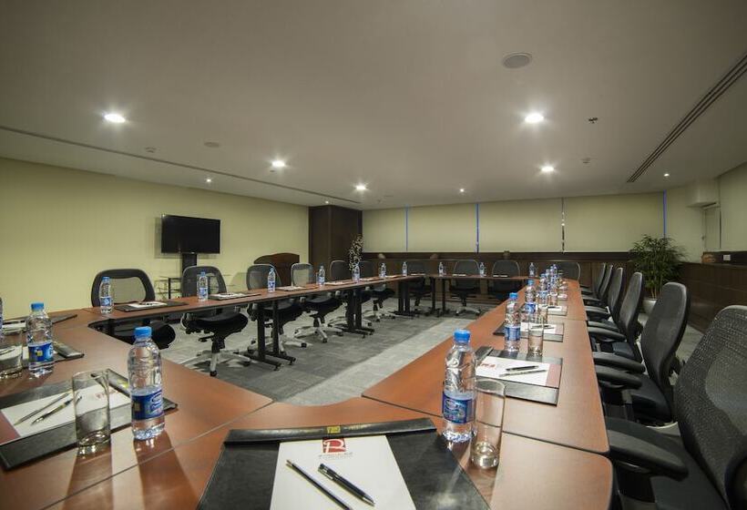 호텔 Al Rashid Residence