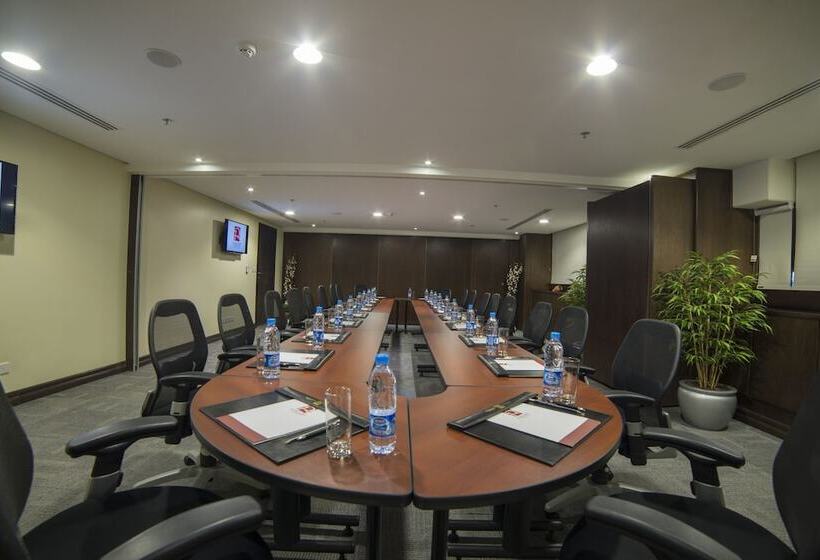 호텔 Al Rashid Residence