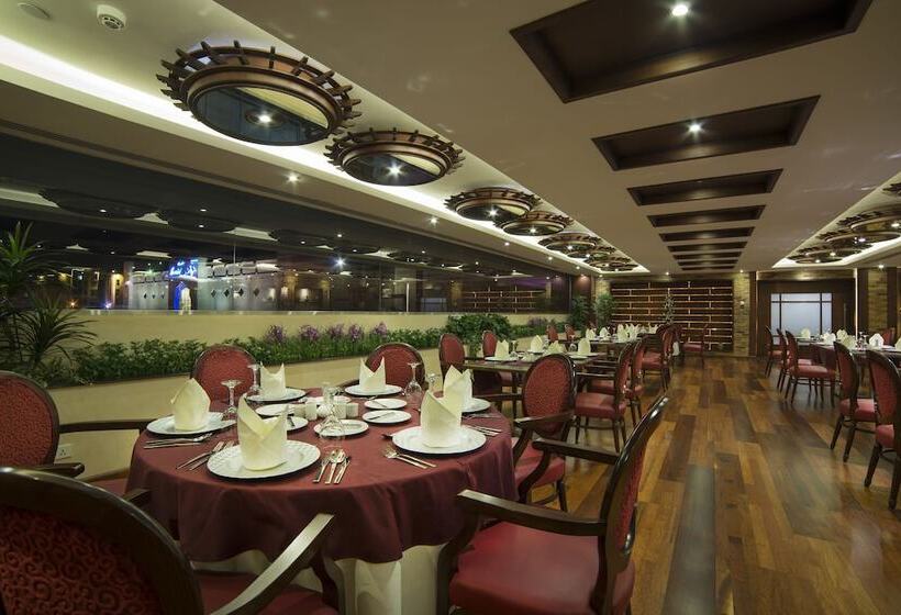 호텔 Al Rashid Residence