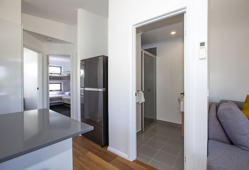 فندق All Seasons Houseboats