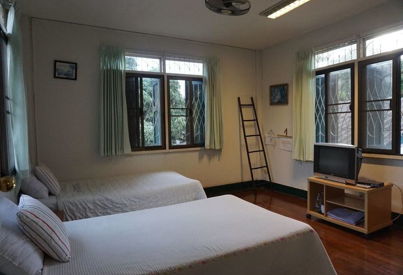 فندق Baan Rub Aroon Guesthouse