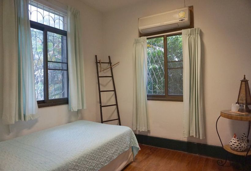 فندق Baan Rub Aroon Guesthouse