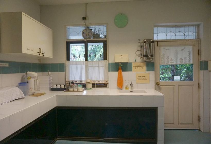 فندق Baan Rub Aroon Guesthouse