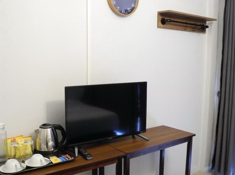 هتل Bann Tawan Hostel Chiang Rai