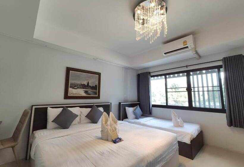 Hotell Bann Tawan Hostel Chiang Rai