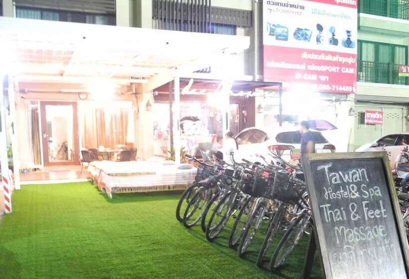 Hotell Bann Tawan Hostel Chiang Rai