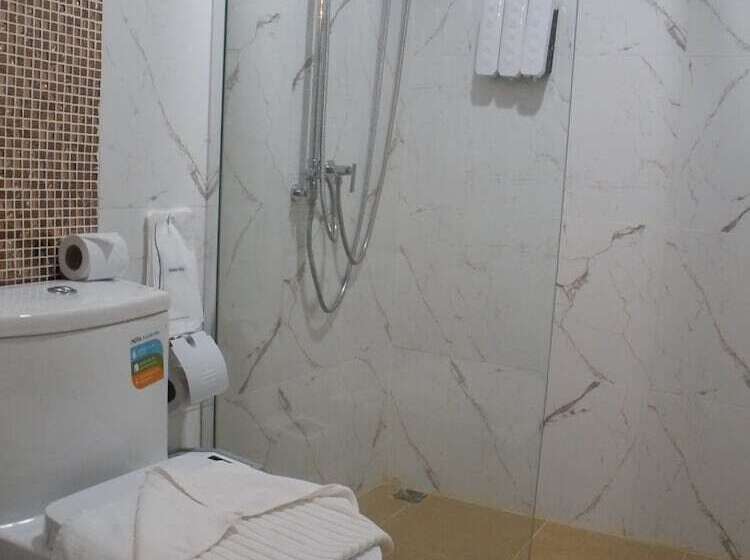 Hotell Bann Tawan Hostel Chiang Rai