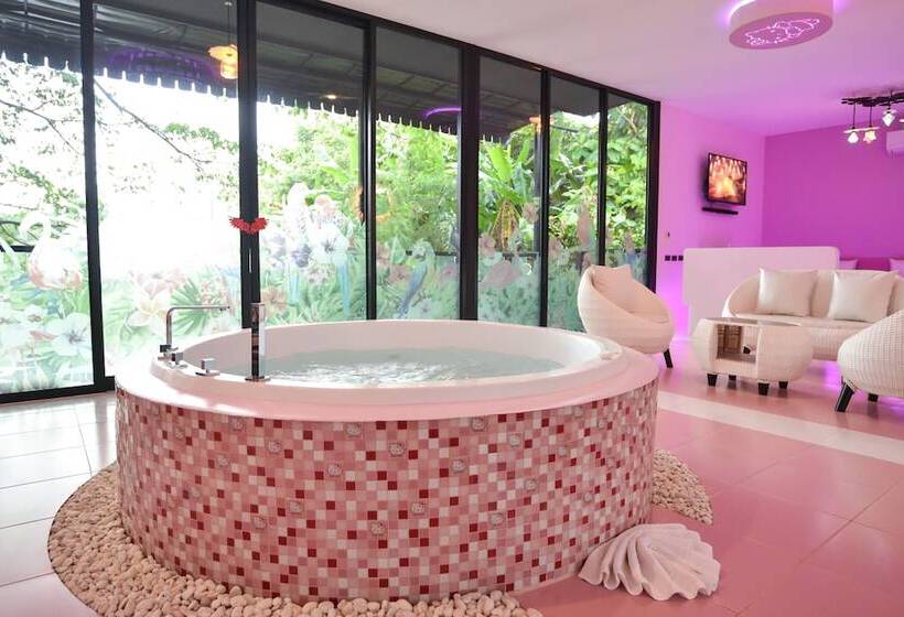 Отель Bed Villa Resort Chaing Rai