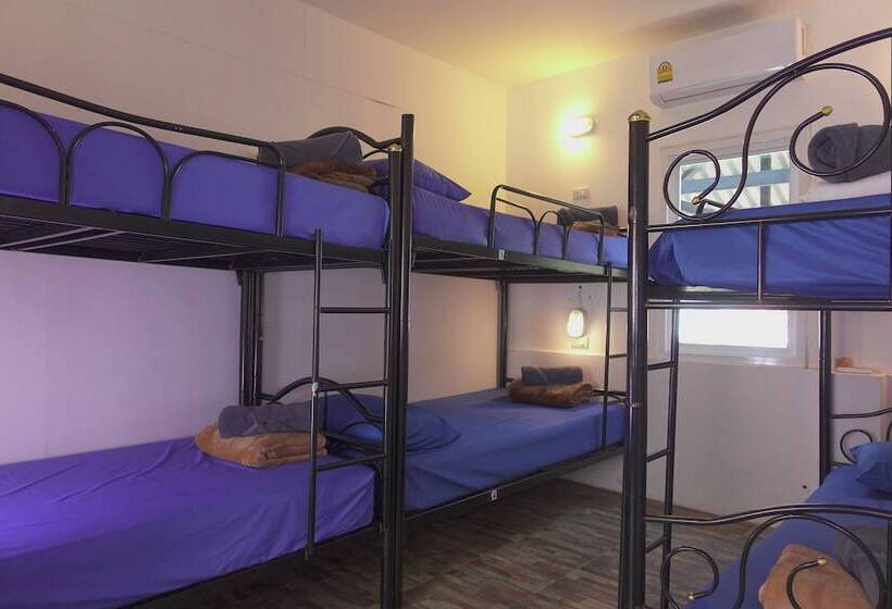 Отель Blessing Backpackers