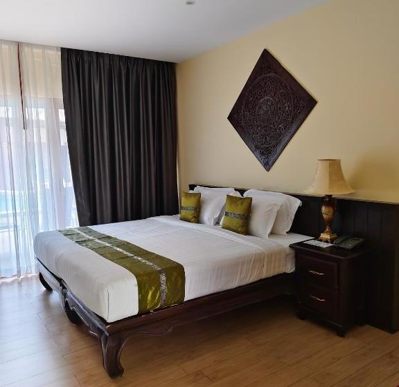 Отель Blue Bay Resort   Access To Pool And Beach Phuket & Krabi