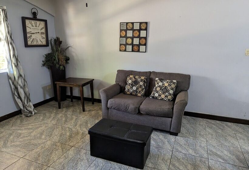 בית מלון כפרי Caribbean Shores Bed & Breakfast