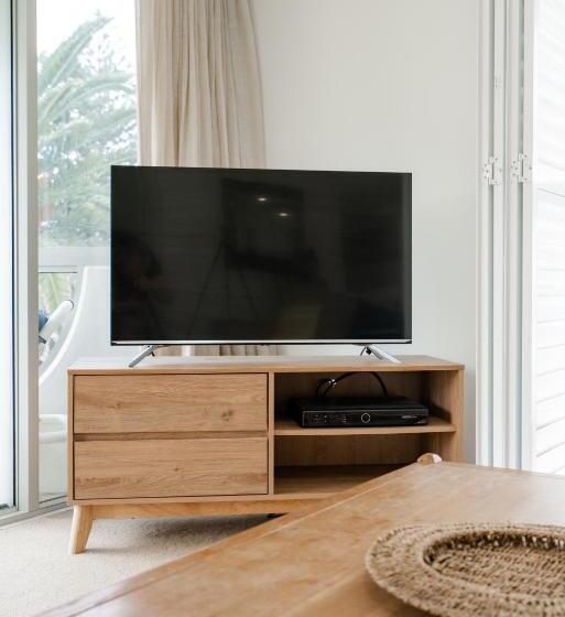 فندق Cashelmara Beachfront Apartments