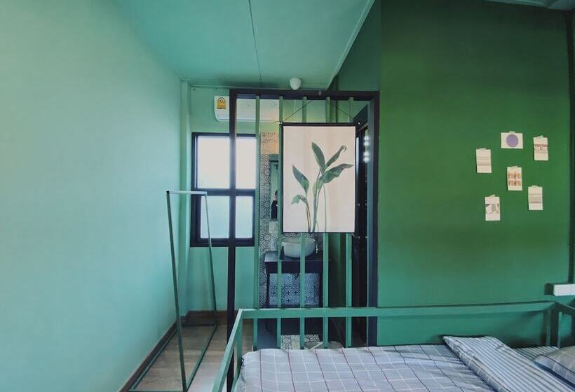 בית מלון כפרי Chiangmai Moli Inn   Hostel