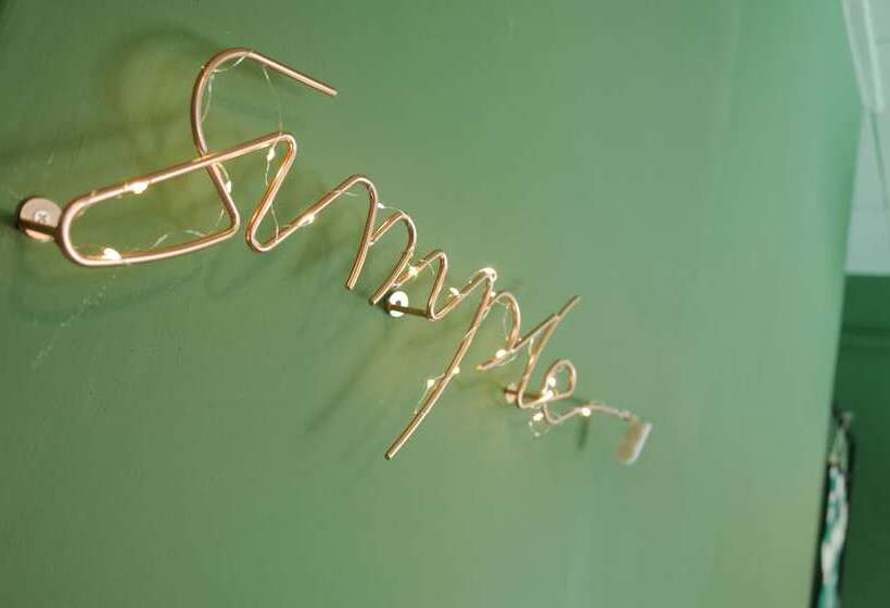 בית מלון כפרי Chiangmai Moli Inn   Hostel