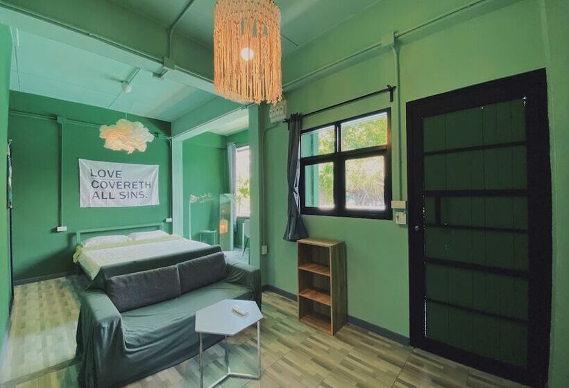 בית מלון כפרי Chiangmai Moli Inn   Hostel