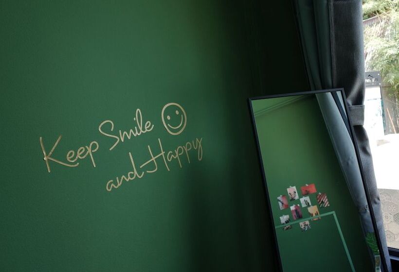 בית מלון כפרי Chiangmai Moli Inn   Hostel