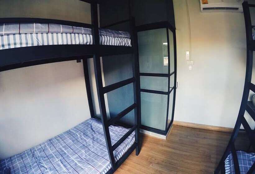 בית מלון כפרי Chiangmai Moli Inn   Hostel