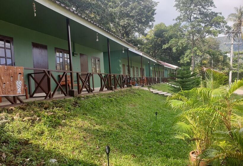 Отель Cliff Cottage