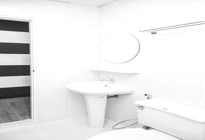 Crystal Hotel Huahin