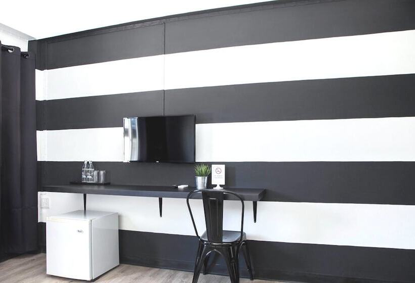 Crystal Hotel Huahin