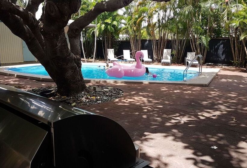 ホテル Darwin Hostel