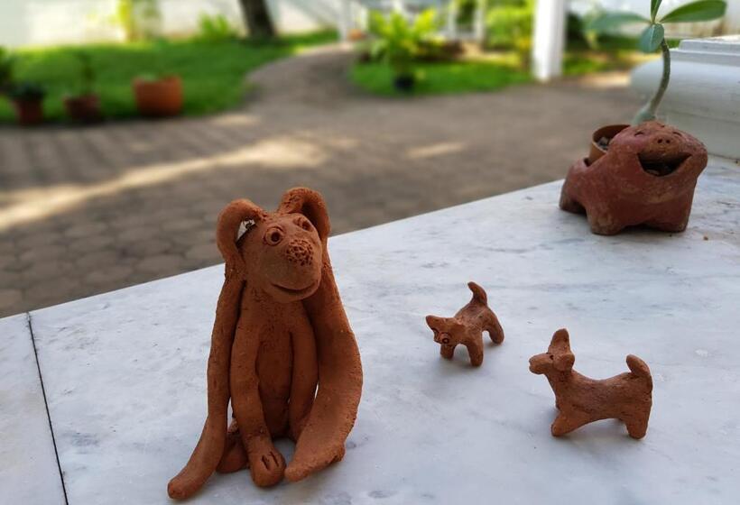 فندق Doubletree House