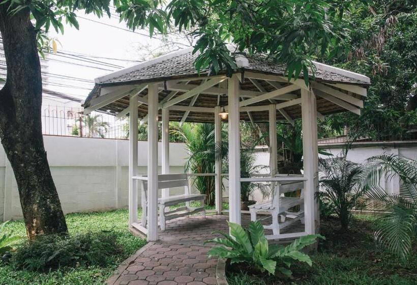 فندق Doubletree House