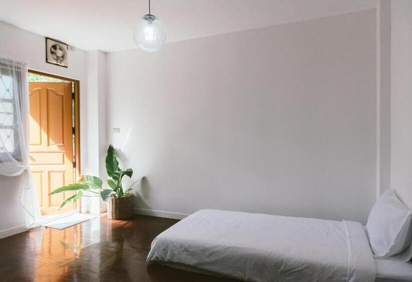 فندق Doubletree House