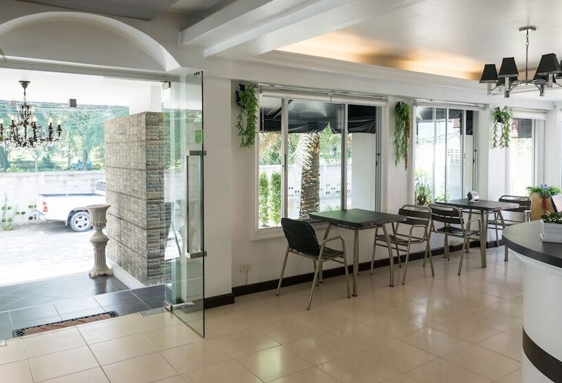 فندق Eastan View Chiang Mai