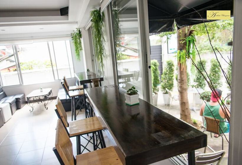 فندق Eastan View Chiang Mai