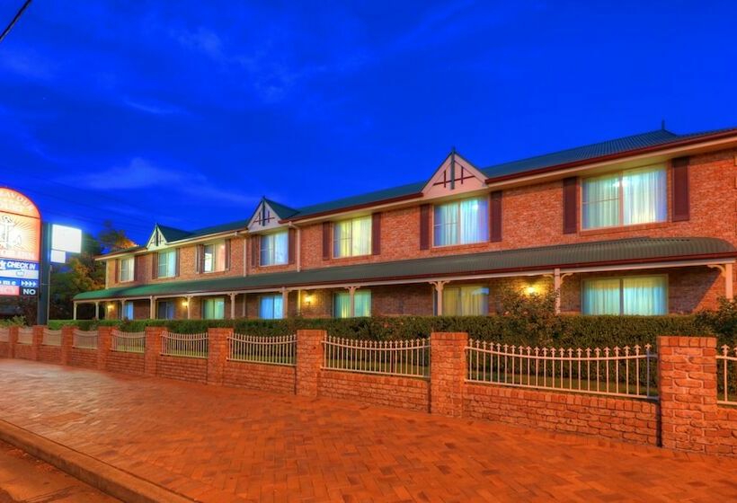 هتل Endeavour Court Motor Inn