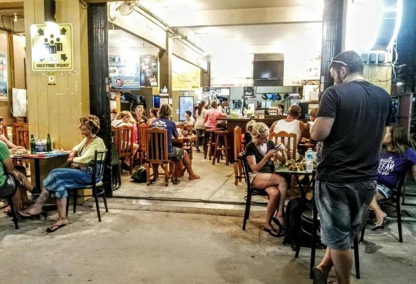 فندق Fame Guesthouse